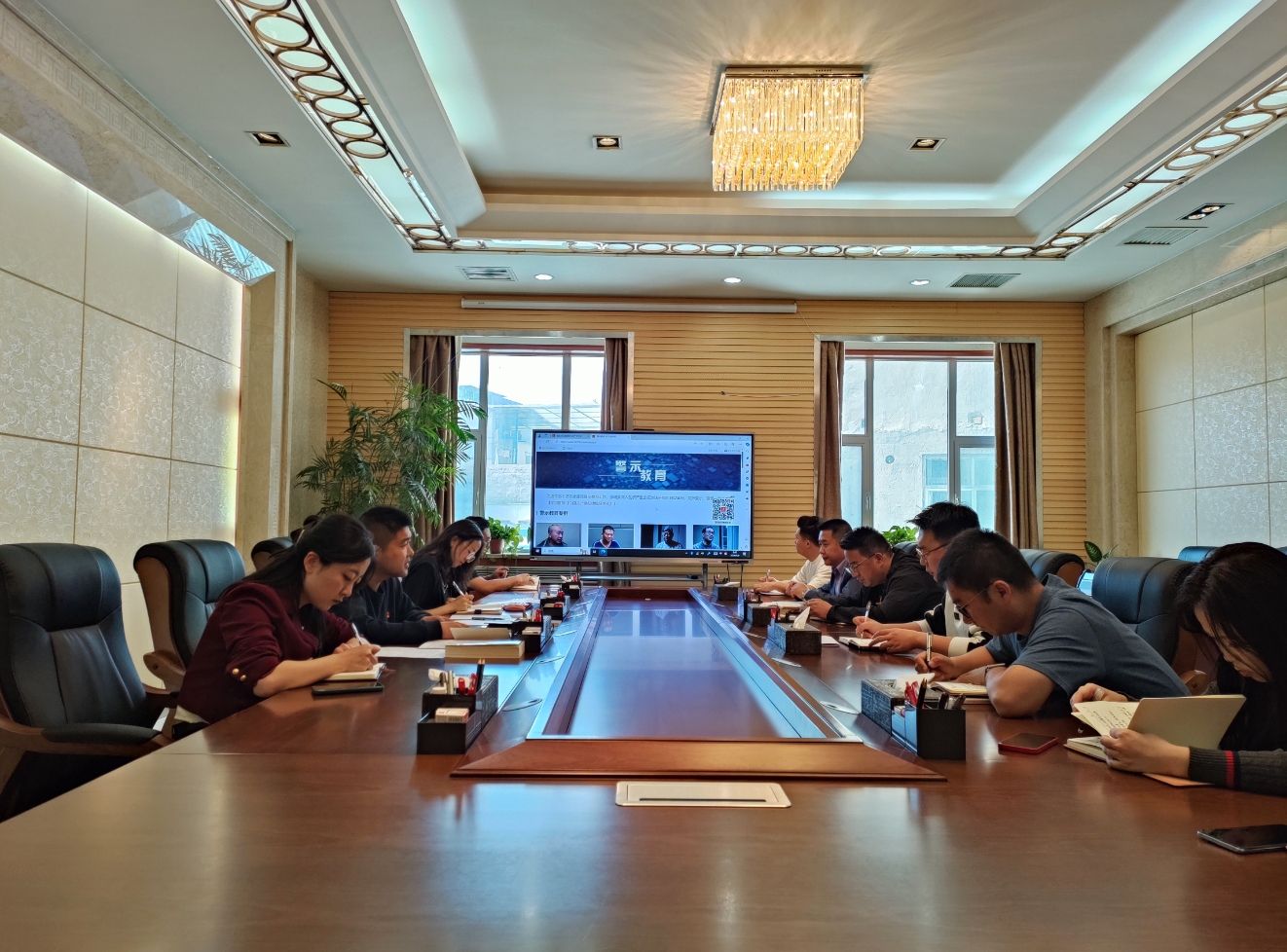 永葆政治本色  嚴守黨規黨紀——公司第二黨支部開展黨紀學習教育主題黨日活動